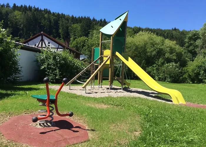 & Zur Linde 3* Kipfenberg