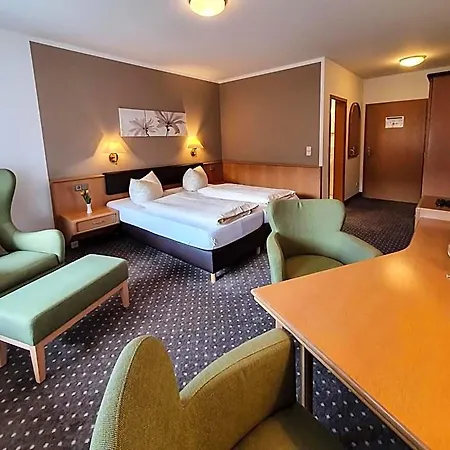 Hotel & Zur Linde